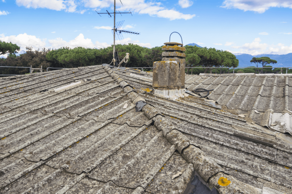 capannone amianto vicino casa